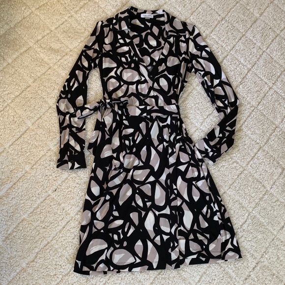 Calvin Klein Dresses & Skirts - Calvin Klein black, white, and taupe wrap dress